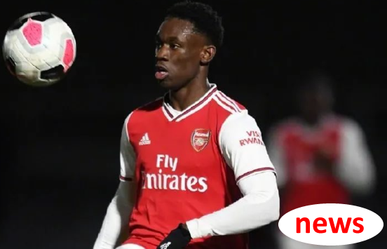Là tiền đạo của Arsenal, đăng nhập luôn được người hâm mộ nổi tiếng