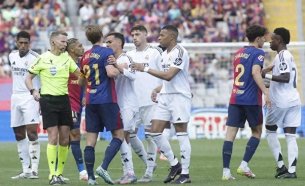 Hiệp hội trọng tài Tây Ban Nha chính thức can thiệp vào các trường hợp liên quan đến Real Madrid và 