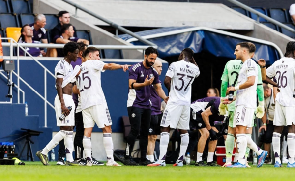 Manchester United vẫn nên có